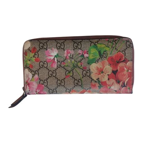 gucci floral wallet|green gucci wallet with zipper.